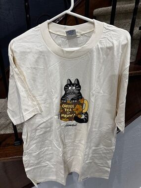 New Large Coffee Tea or Meow Hawaii Cat Mug vintage Tee - Cream B. Kliban